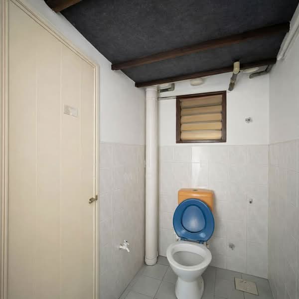 Apartment for Sale at Gugusan Teratai - Mohd Hazlan bin Mohd Sopi - Bathroom - PropertyGuru.com.my