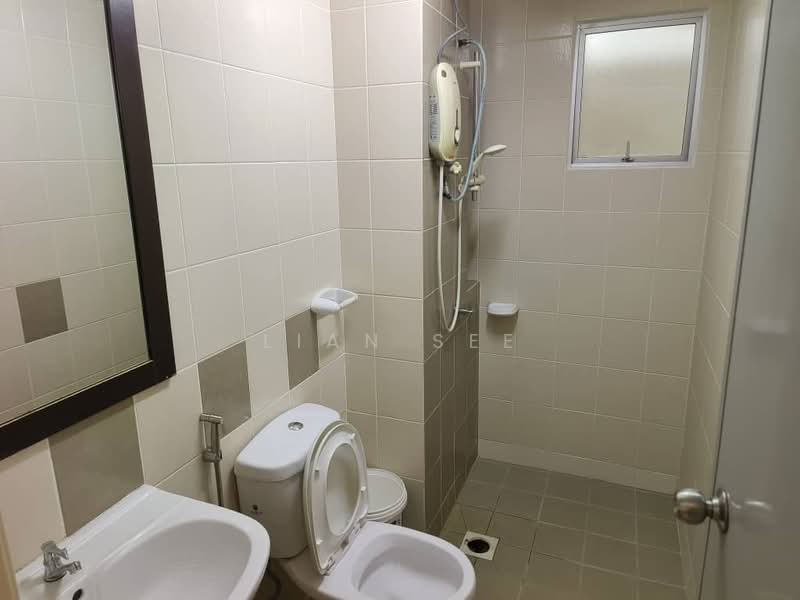 Apartment for Rent at Seri Baiduri - Lian See - Bathroom - PropertyGuru.com.my