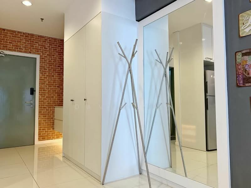 Servis Apartment untuk Dijual di Mercu Summer Suites - David Yap - Entrance - PropertyGuru.com.my
