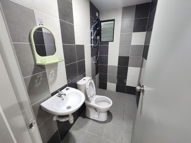 Residensi Mutiara Kajang 2 untuk Untuk Disewa - RM 1,350 /bulan, Apr 2026 - Bathroom - PropertyGuru.com.my