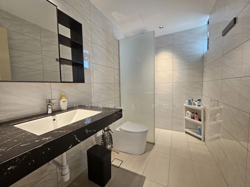 Corinthian Condominium untuk Untuk Disewa - RM 5,600 /bulan, Mac 2026 - Bathroom - PropertyGuru.com.my