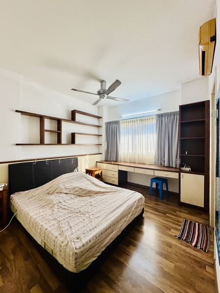 Condominium for Sale at 1 Persiaran Gurney - Jeffrey Yeoh - Bedroom - PropertyGuru.com.my