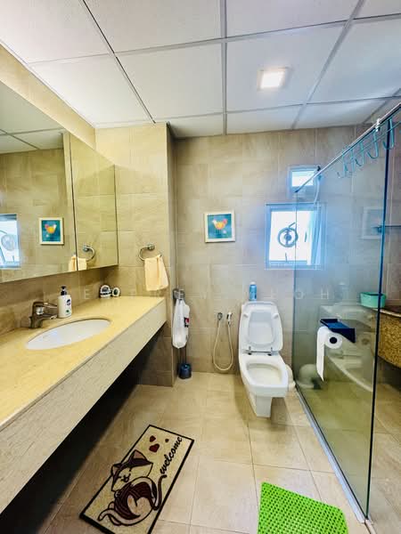 Condominium for Sale at 1 Persiaran Gurney - Jeffrey Yeoh - Bathroom - PropertyGuru.com.my