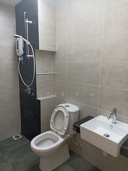 Kondominium untuk Disewa di QuayWest Residence - Alvin Sim - Bathroom - PropertyGuru.com.my
