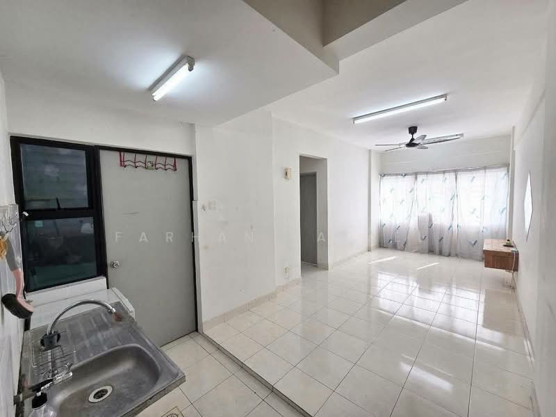 Apartment for Sale at Suria Rafflesia - Farhan Rafael - Kitchen - PropertyGuru.com.my