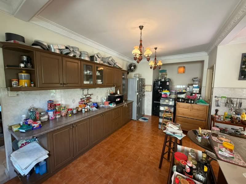 Bandar Country Homes untuk Untuk Dijual - RM 900,000, Apr 2026 - Kitchen - PropertyGuru.com.my