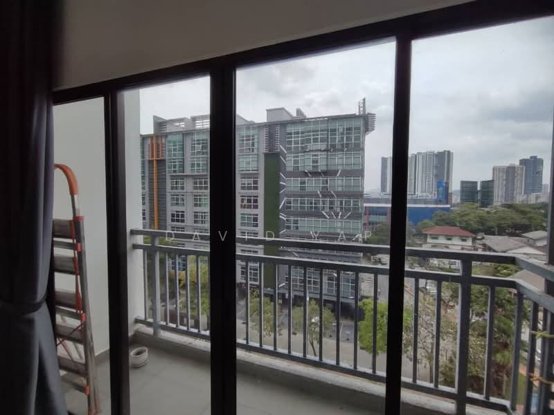 Servis Apartment untuk Dijual di Boulevard 51 - David Yap - Balcony - PropertyGuru.com.my