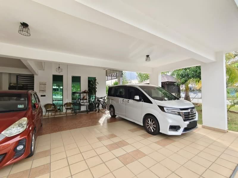 2-storey Terraced House for Sale in Kota Seriemas (Nilai) - Hawa Ibrahim - Car Park - PropertyGuru.com.my