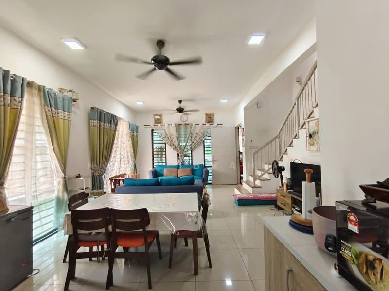 2-storey Terraced House for Sale in Kota Seriemas (Nilai) - Hawa Ibrahim - Living Room - PropertyGuru.com.my