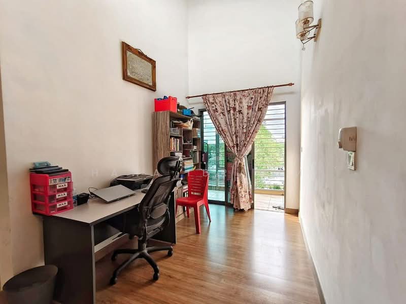 2-storey Terraced House for Sale in Kota Seriemas (Nilai) - Hawa Ibrahim - Study - PropertyGuru.com.my