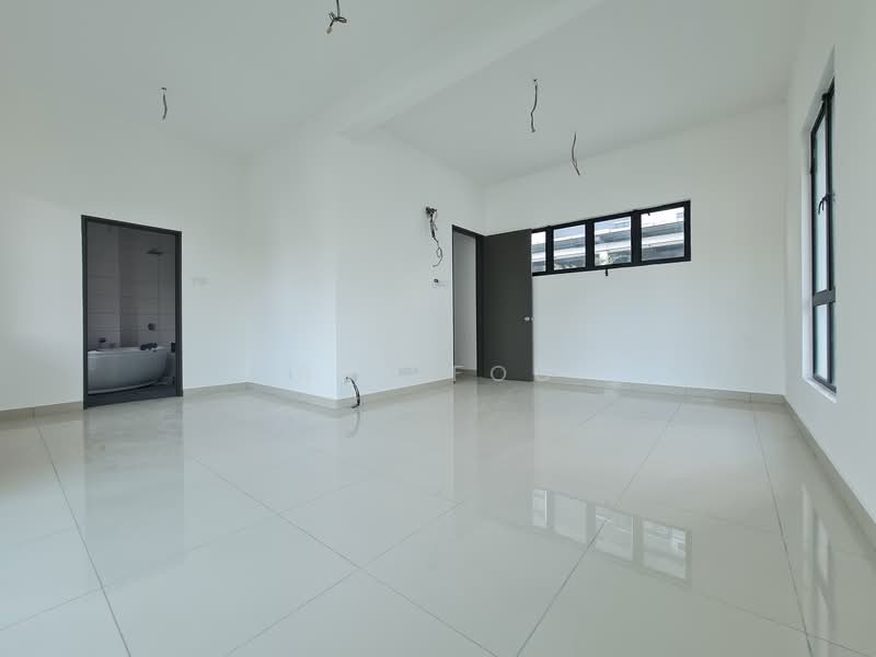 Semi-Detached House for Sale in Bandar Sungai Long (Selangor) - Ray Foo - Bathroom - PropertyGuru.com.my