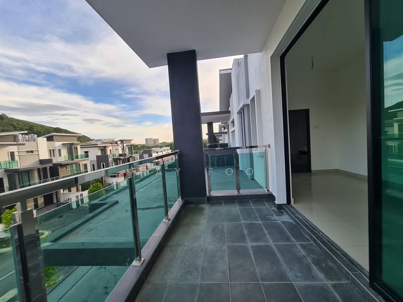 Semi-Detached House for Sale in Bandar Sungai Long (Selangor) - Ray Foo - Balcony - PropertyGuru.com.my