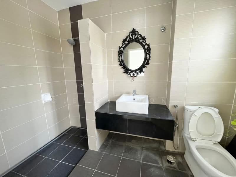 2-storey Terraced House for Sale in Rawang (Selangor) - Clement Wong - Bathroom - PropertyGuru.com.my