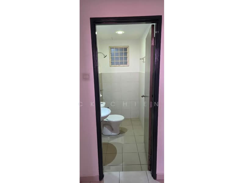 Trifolis untuk Untuk Disewa - RM 1,500 /bulan, Mac 2026 - Bathroom - PropertyGuru.com.my