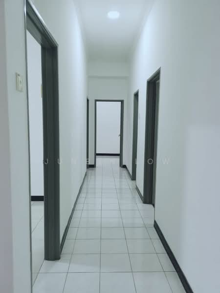 Condominium for Sale at Putra Indah Condominium - Junbin Low - Corridor - PropertyGuru.com.my