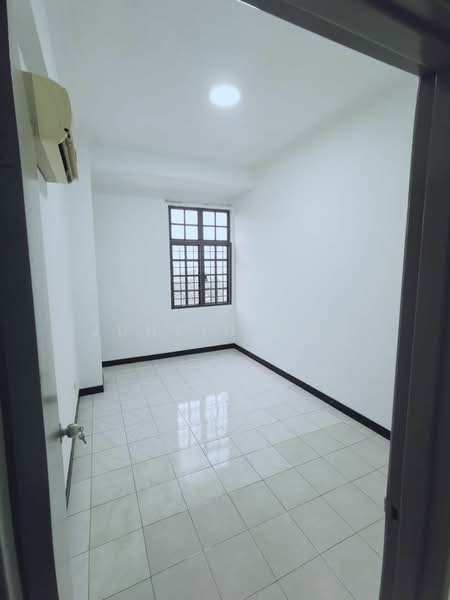 Condominium for Sale at Putra Indah Condominium - Junbin Low - Interior - PropertyGuru.com.my