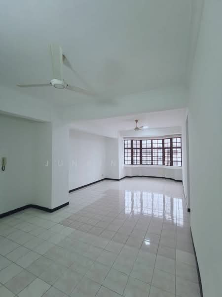 Condominium for Sale at Putra Indah Condominium - Junbin Low - Living Room - PropertyGuru.com.my