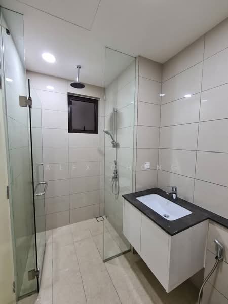 Service Residence for Sale at The Park Sky Residence - Alex Chong - Bathroom - PropertyGuru.com.my