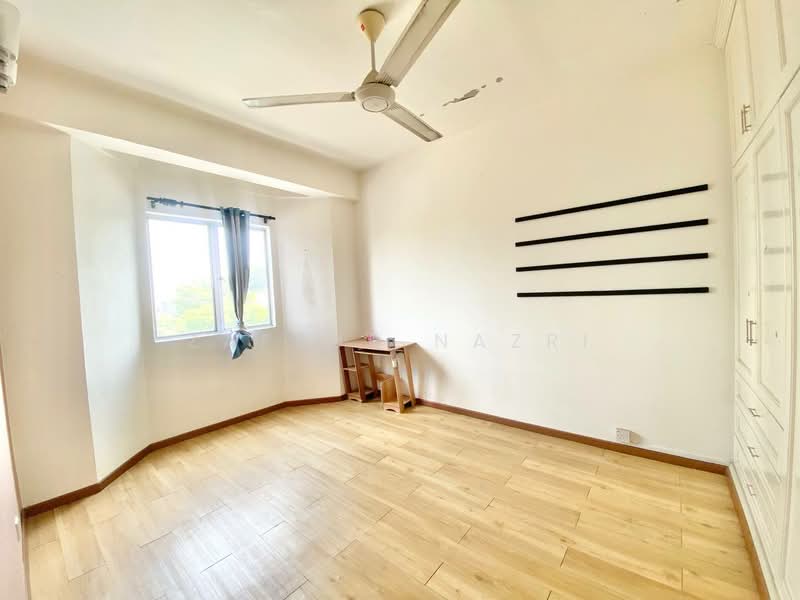 Condominium for Sale at Kemuncak Shah Alam - ZAFFUR NAZRI - Bedroom - PropertyGuru.com.my