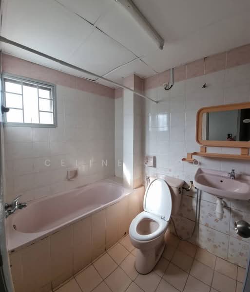 Bukit OUG Townhouse untuk Untuk Dijual - RM 800,000, Mac 2026 - Bathroom - PropertyGuru.com.my