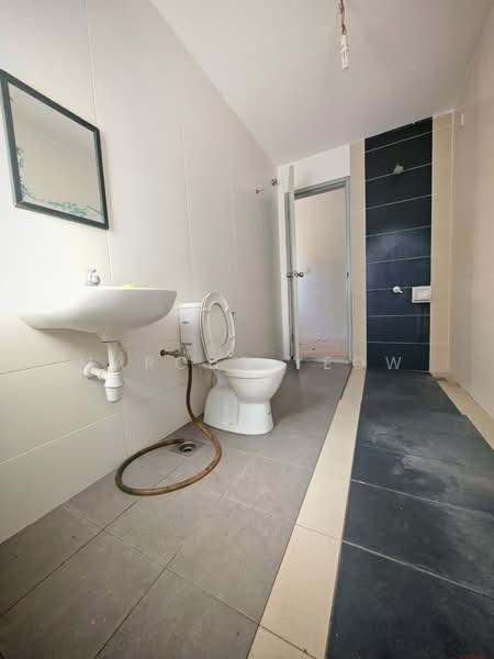 Terraced House for Sale in Seremban (Negeri Sembilan) - Marcus Yeow - Bathroom - PropertyGuru.com.my