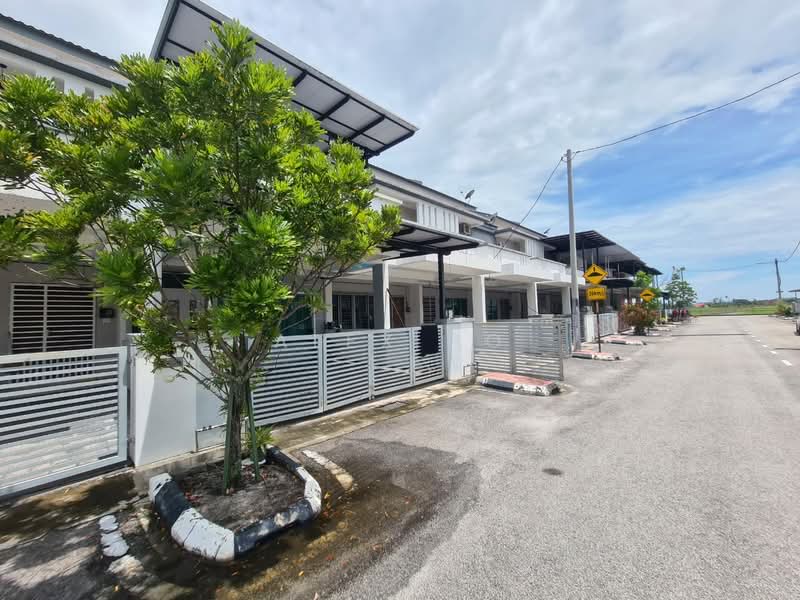 2-storey Terraced House for Sale in Penaga (Penang) - Alex Ho - Exterior - PropertyGuru.com.my