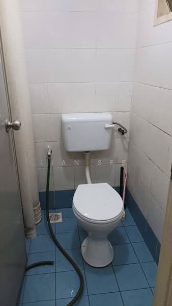 Seroja untuk Untuk Disewa - RM 1,000 /bulan, Apr 2026 - Bathroom - PropertyGuru.com.my