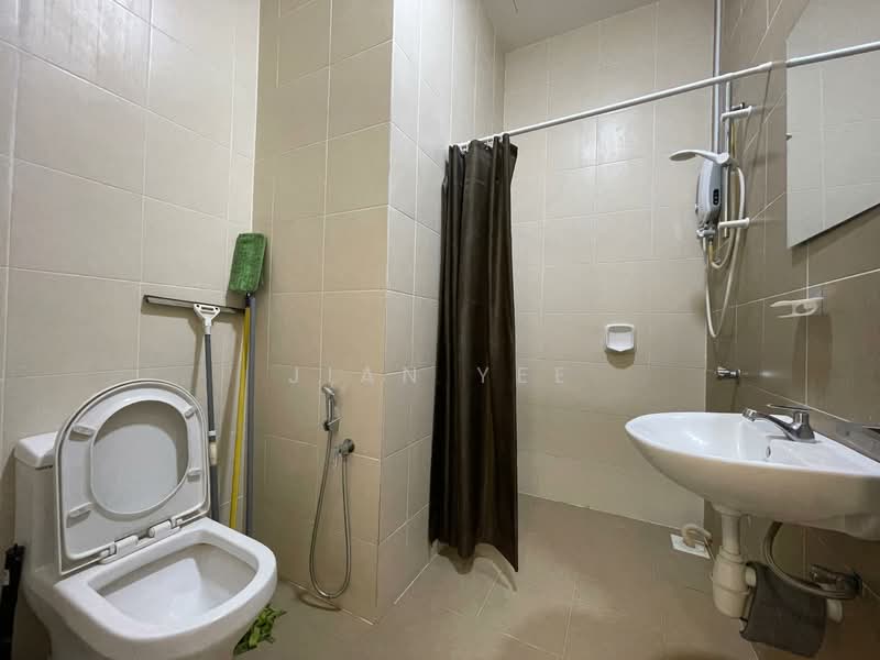 Soho for Sale in Kelana Jaya (Petaling Jaya) - Calista Wong - Bathroom - PropertyGuru.com.my