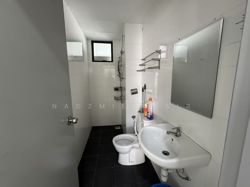 Ivory Residence untuk Untuk Dijual - RM 350,000, Mac 2026 - Bathroom - PropertyGuru.com.my