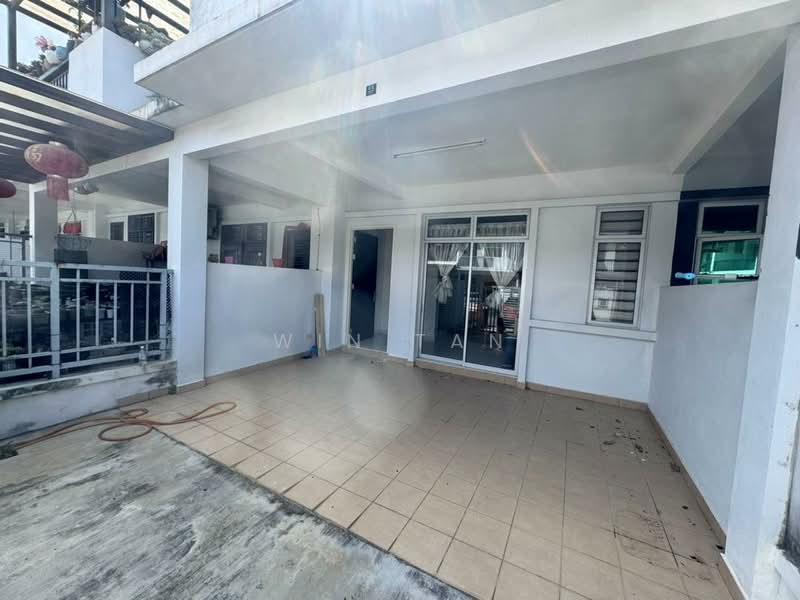 2-storey Terraced House for Sale in Bandar Bistari Perdana (Pasir Gudang) - Win Tan - Exterior - PropertyGuru.com.my