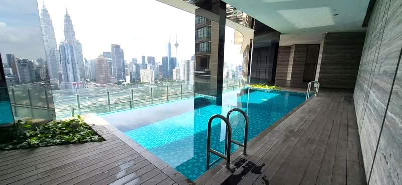 Setia SKY Residences untuk Untuk Dijual - RM 1,000,000, Mac 2026 - Pool - PropertyGuru.com.my