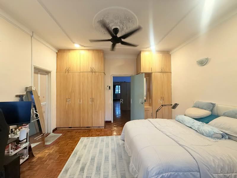 2-storey Terraced House for Sale in Seksyen 7 (Shah Alam) - Sue Arifin - Bedroom - PropertyGuru.com.my