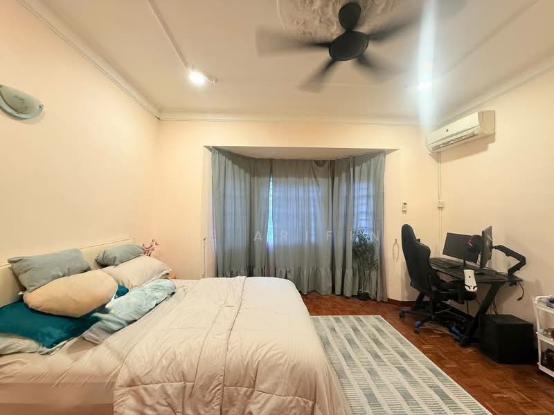 2-storey Terraced House for Sale in Seksyen 7 (Shah Alam) - Sue Arifin - Bedroom - PropertyGuru.com.my