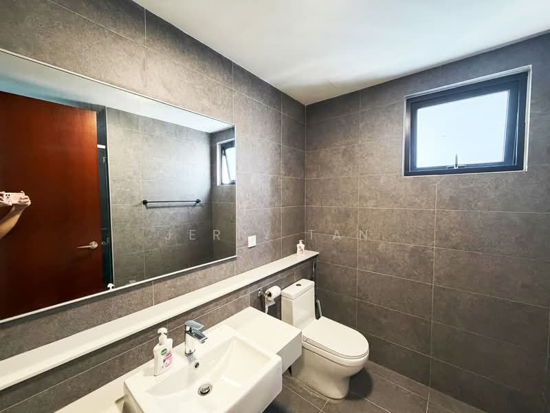 Condominium for Rent at Muze @ PICC - Jerry Tan - Bathroom - PropertyGuru.com.my