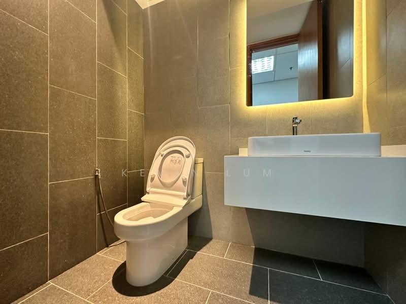 Office for Rent in KLCC (KL City Centre) - Kevin Lum - Bathroom - PropertyGuru.com.my