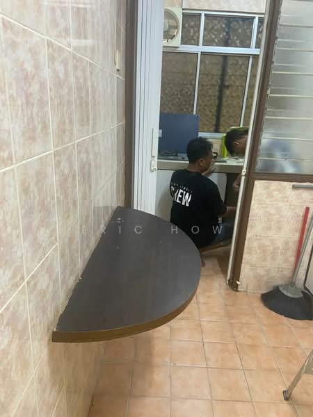 Apartment for Rent at Pangsapuri Saraka - Eric How - Kitchen - PropertyGuru.com.my