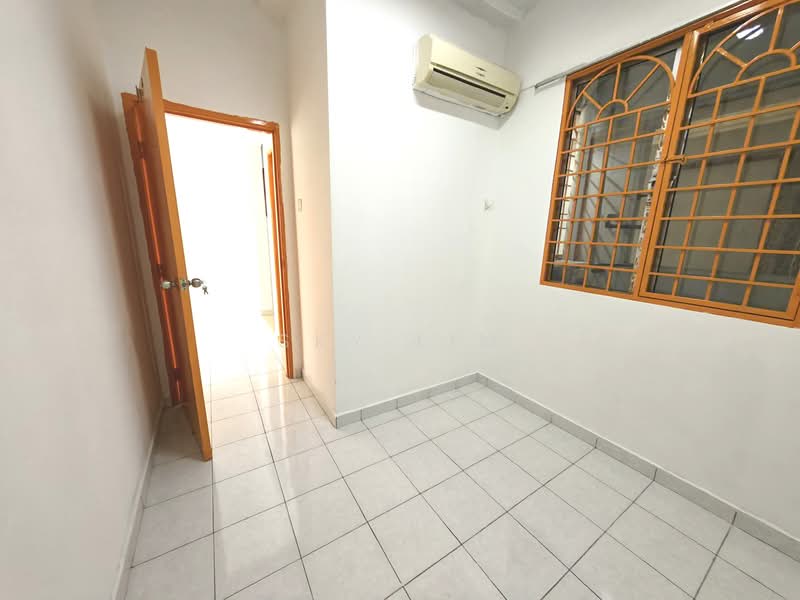 Apartment for Rent at Plaza Indah Apartment - Sky Lim - PropertyGuru.com.my