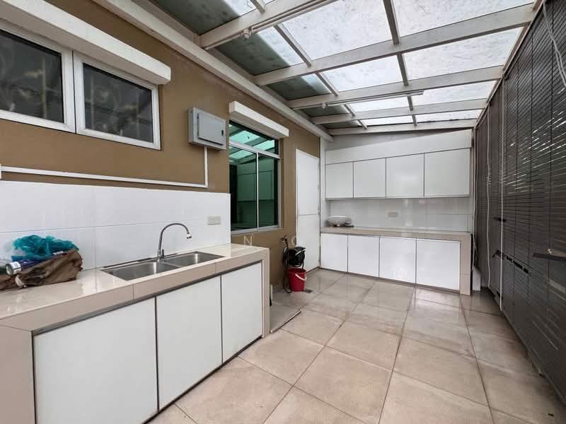 Semi-Detached House for Sale in 16 Sierra (Puchong) - Alan Chan - Kitchen - PropertyGuru.com.my
