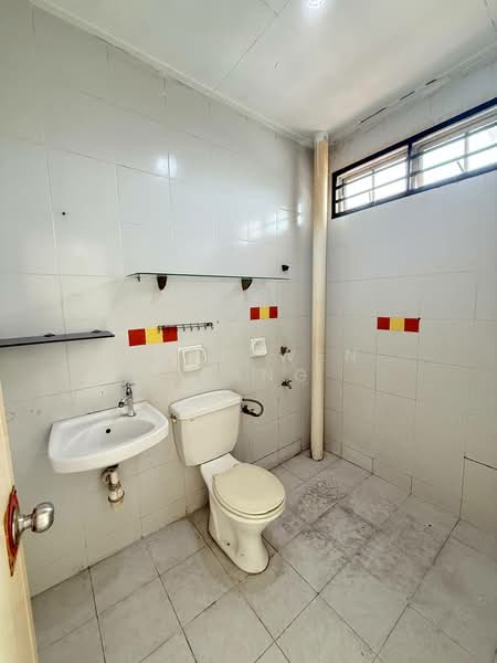 Rumah Teres untuk Dijual di Taman Desa Tebrau (Tebrau) - Kang Wen Xiang - Bathroom - PropertyGuru.com.my