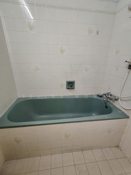 Rumah Berkembar untuk Dijual di Taman Kin Mee (Ipoh) - Selina Wong - Bathroom - PropertyGuru.com.my