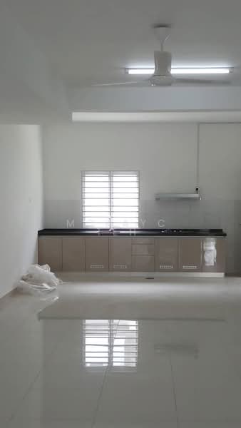 2-storey Terraced House for Rent in Cybersouth (Dengkil) - MckayC TEH - Kitchen - PropertyGuru.com.my