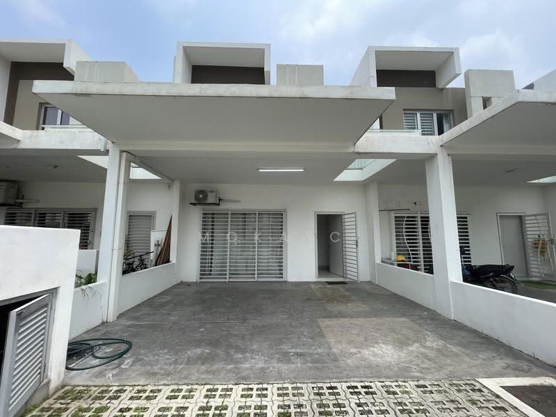 2-storey Terraced House for Rent in Cybersouth (Dengkil) - MckayC TEH - Exterior - PropertyGuru.com.my