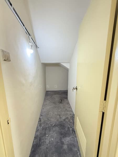 2-storey Terraced House for Sale in Taman Desa Tebrau (Tebrau) - Fong Lik - Corridor - PropertyGuru.com.my