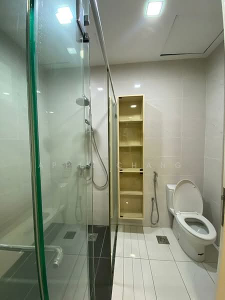 Semi-Detached House for Rent in Puchong (Selangor) - Apple Chang - Bathroom - PropertyGuru.com.my