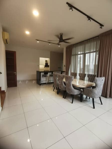 Semi-Detached House for Rent in 16 Sierra (Puchong) - Apple Chang - Dining Room - PropertyGuru.com.my