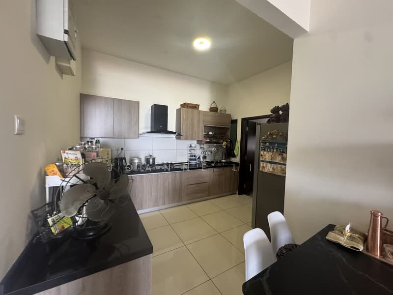 Condominium for Sale at Marinox Sky Villas - Joanne Liw - Kitchen - PropertyGuru.com.my