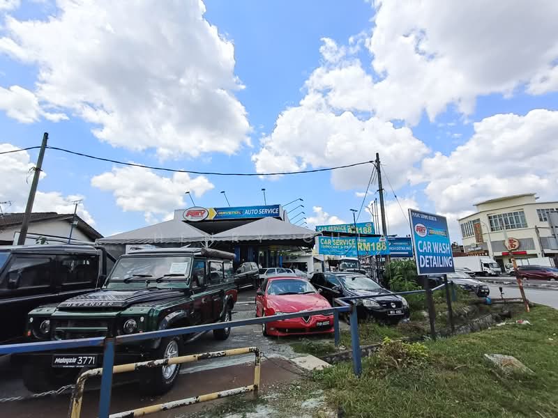 Bungalow for Sale in Kampung Baru Seri Kembangan (Seri Kembangan) - Henry Chia - PropertyGuru.com.my