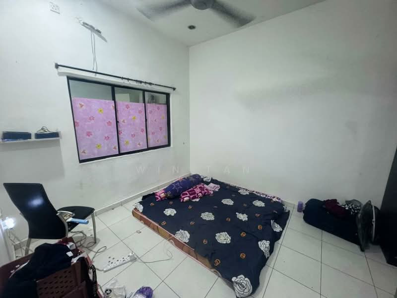 1-storey Terraced House for Sale in Taman Onn Holding (Kulai) - Win Tan - Bedroom - PropertyGuru.com.my
