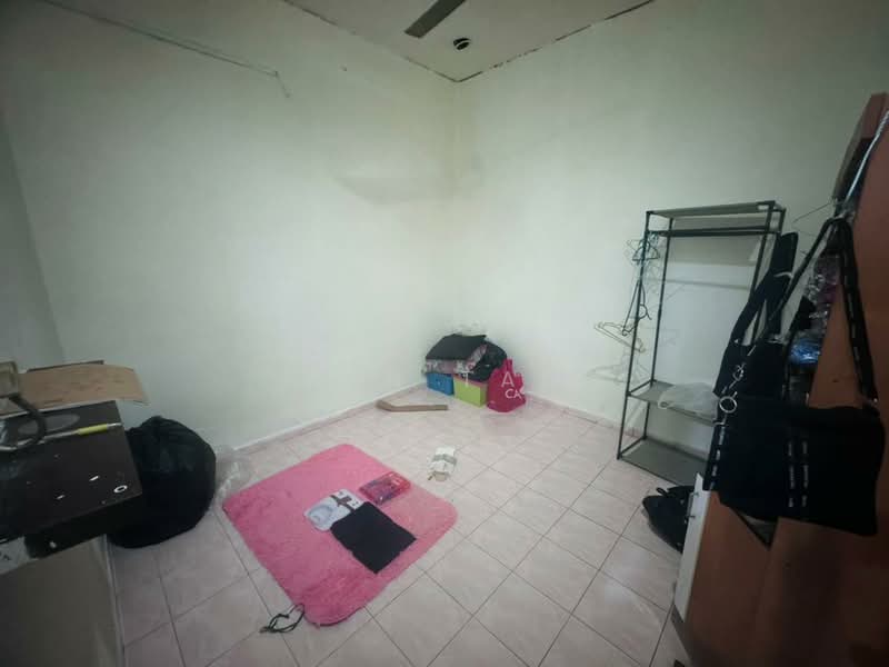 1-storey Terraced House for Sale in Taman Onn Holding (Kulai) - Win Tan - PropertyGuru.com.my
