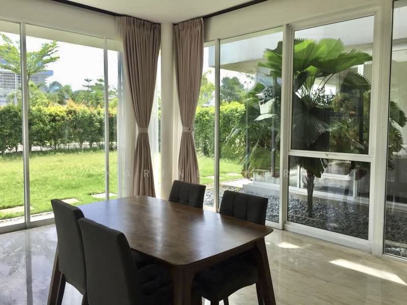 Semi-Detached House for Sale in East Ledang (Iskandar Puteri (Nusajaya)) - Karine Sior - Dining Room - PropertyGuru.com.my